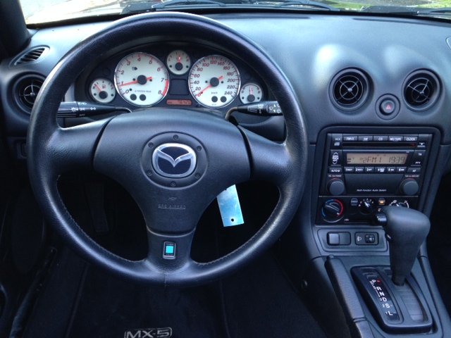 Mazda MX-5 1.9i 16V 6