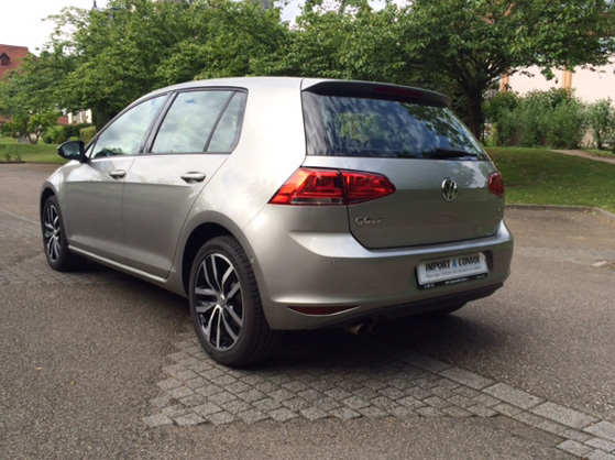 29-Volkswagen-Golf-VII-TSI-Confortline-4