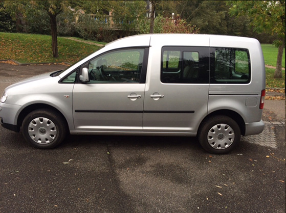 49-Volkswagen-Caddy-Life-TDI-102ch - 3