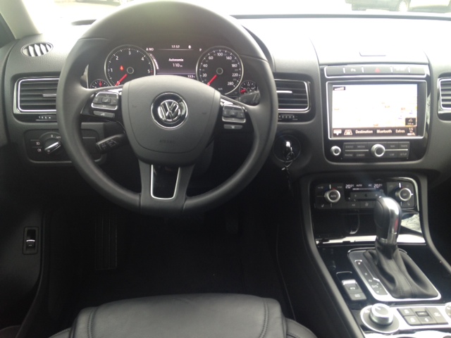 VOLKSWAGEN Touareg 3.0 Tdi 6