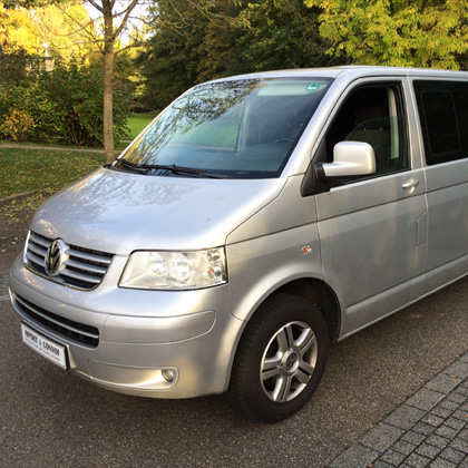 2-Volkswagen-t5-caravelle-2008-131ch.jpg