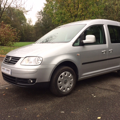 49-Volkswagen-Caddy-Life-TDI-102ch.jpg